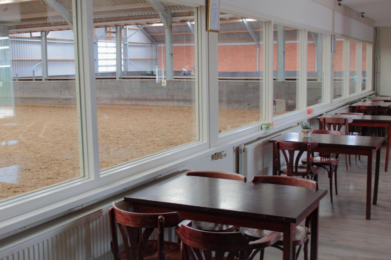 Manege Sanninghoeve B&B Oudega  Eksteriør billede